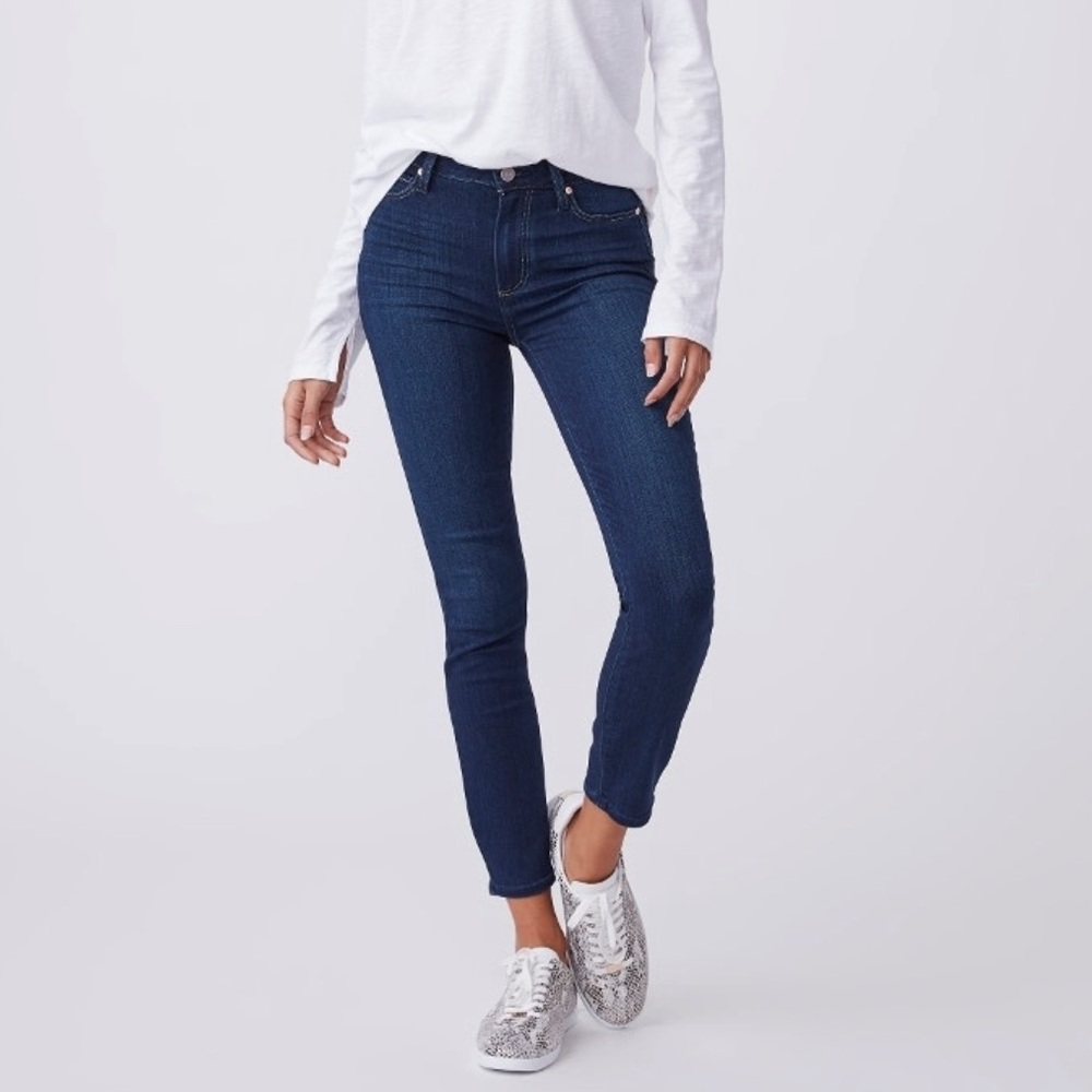 PAIGE Hoxton Ankle Ultra Fit Skinny Stretch Jean in Famous Wash (Darker Blue)